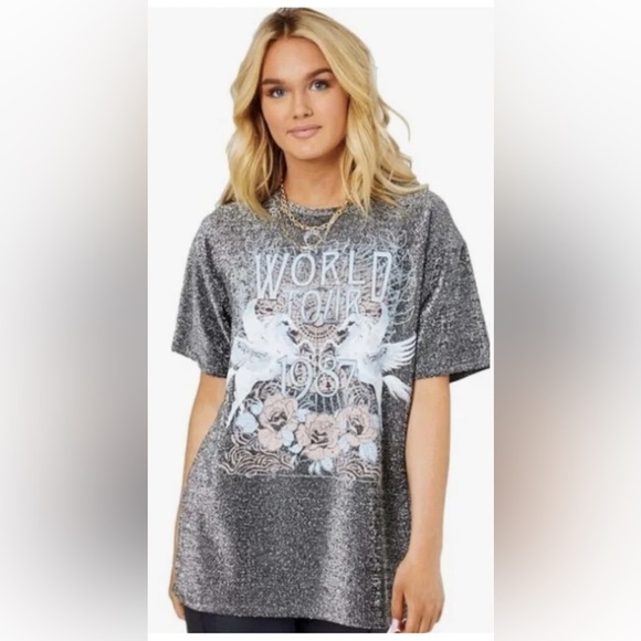 Altar'd State Shimmer Glitter World Tour 1987 Oversized Tee Womens Size Small - Picture 1 of 9